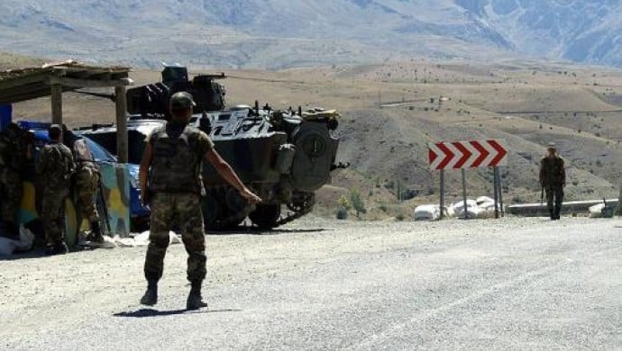 Li 12 gundên Hîzanê qedexeya derketina derve