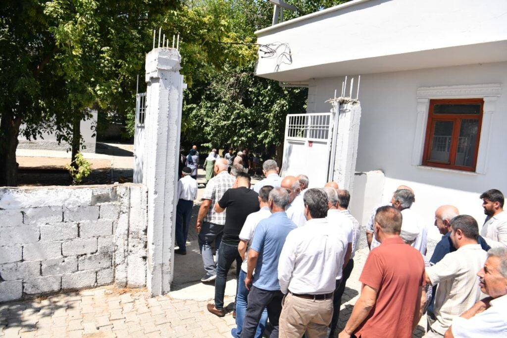 Li Amedê ji bo cangoriyan şîn hatin danîn
