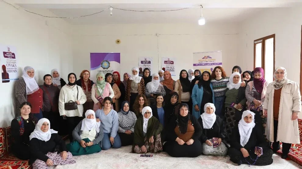 Amed: Cinîyî wazenê vera şîdetî wa camêrdî bêrê perwerdekerdene