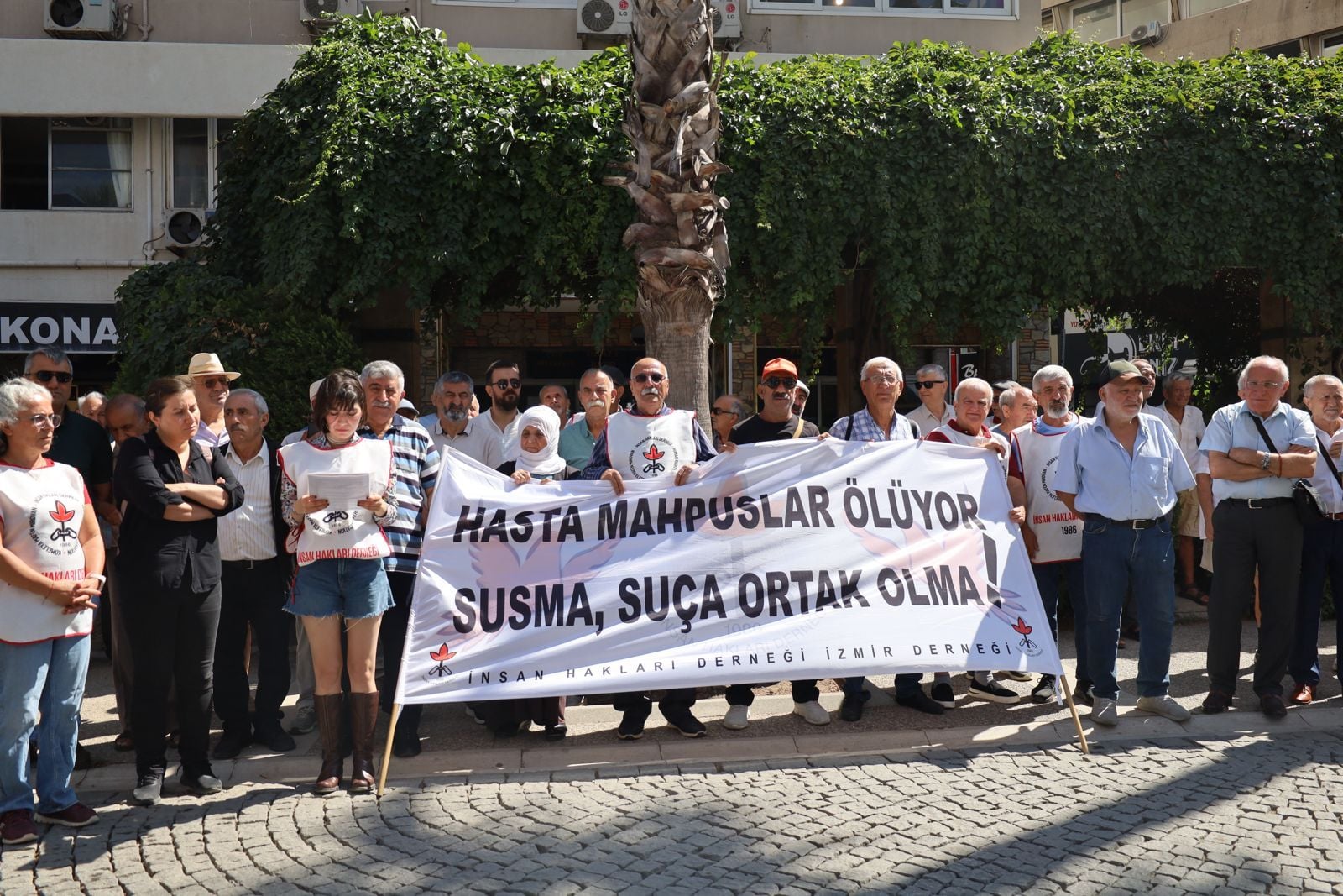Xwestin girtiyên nexweş Mehmet Elçe û Îzzethan Aykut demildest werin berdan