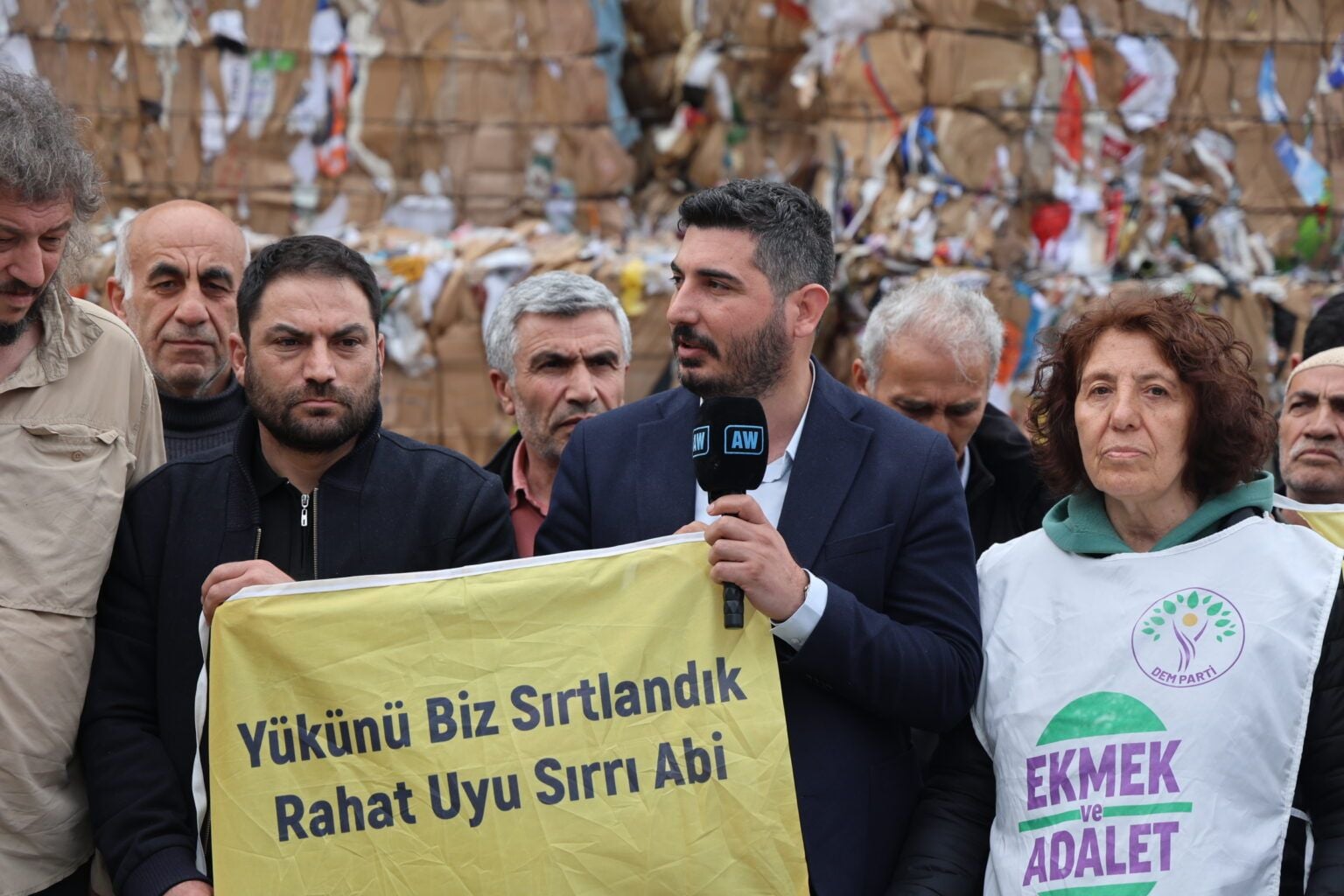 DEMê karker vexwendin pîrozbahiyên 1ê Gulanê
