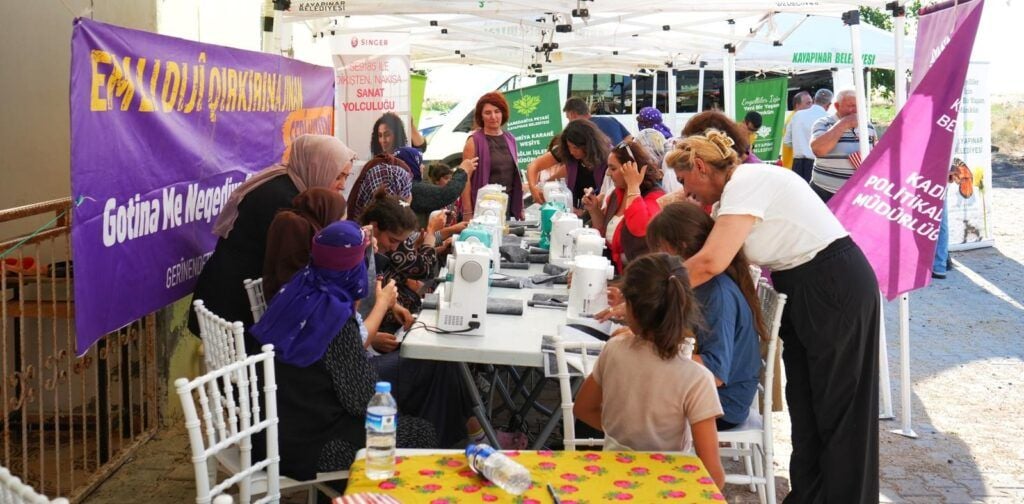 Şayîya Têhetameyîşê Pêyasî ya 1. dewa Fenûşe de dewam kerd