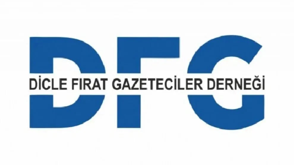 Di pêla êrîşan de herî pêşî çapemeniya Kurd dibe armanc