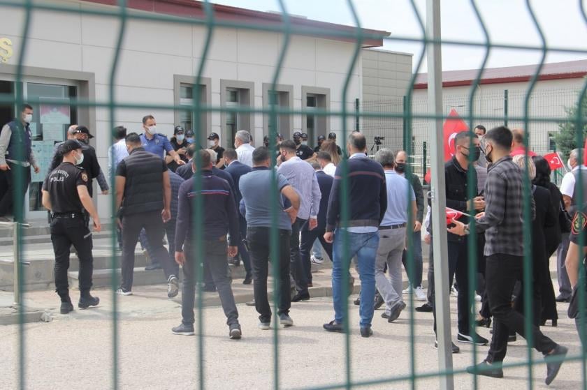Di doza Kobanê de êrîşên HDP’iyan kirin