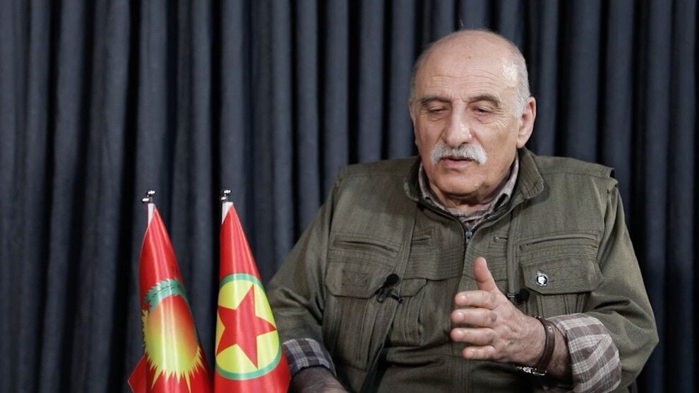 ‘Pêvajo dê bi xebata azad a Rêber Apo pêş bikeve’