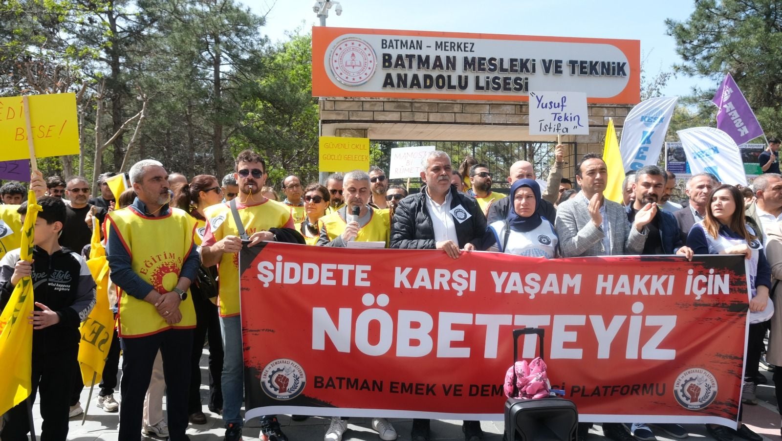 ‘Sendîkayên girêdayî KESKê dê di 16 û 17ê nîsanê de nexebitin’