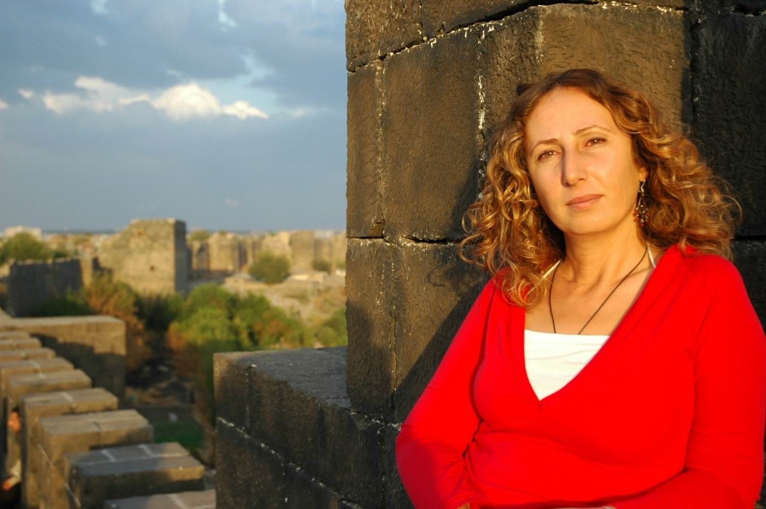 Yew qelema xoverdayoxe û huyayîşêko bêpeynî: Evrîm Alataş