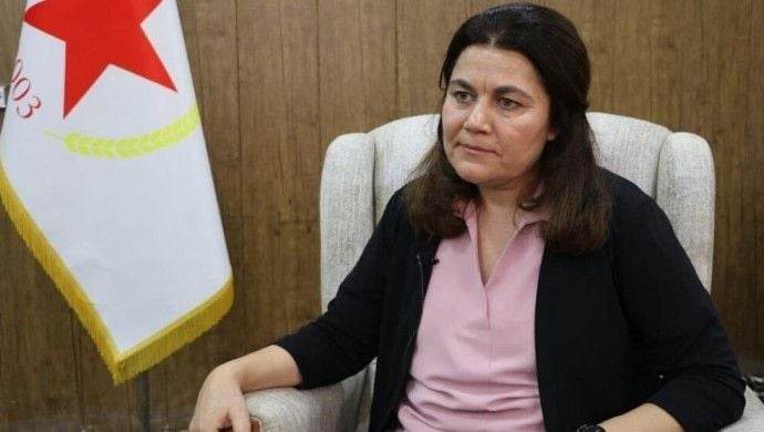 Foza Yusif va gerek bi lezabez weçînitişî bêrê betalkerdene