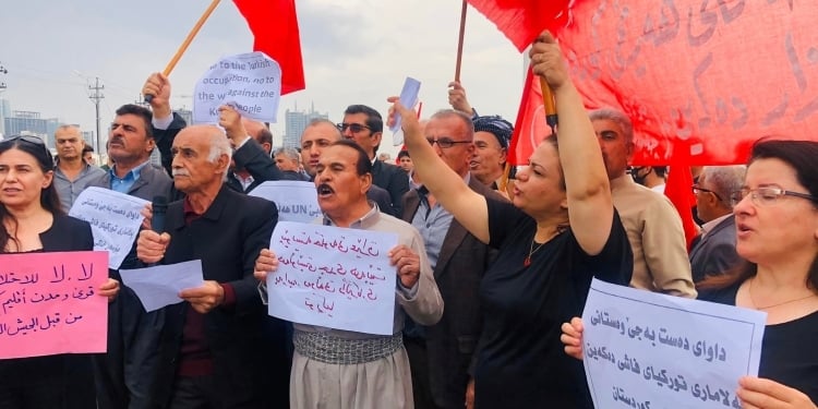 Balafirgeha Hewlêrê û navenda leşkerên tirk rastî êrîşê hatin