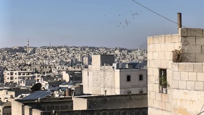 Hêzên Şamê li Şêxmeqsûdê jinek û 4 ciwan girtin