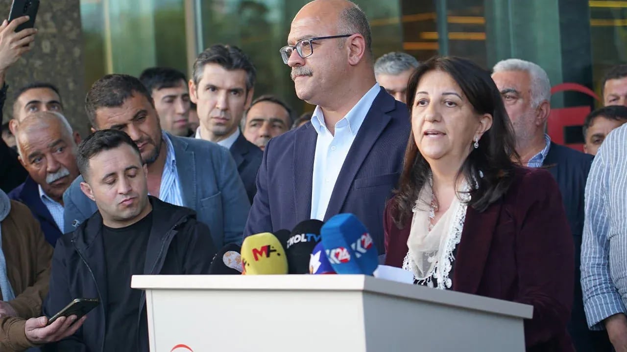 Li Îmraliyê çi nîqaş kirin?