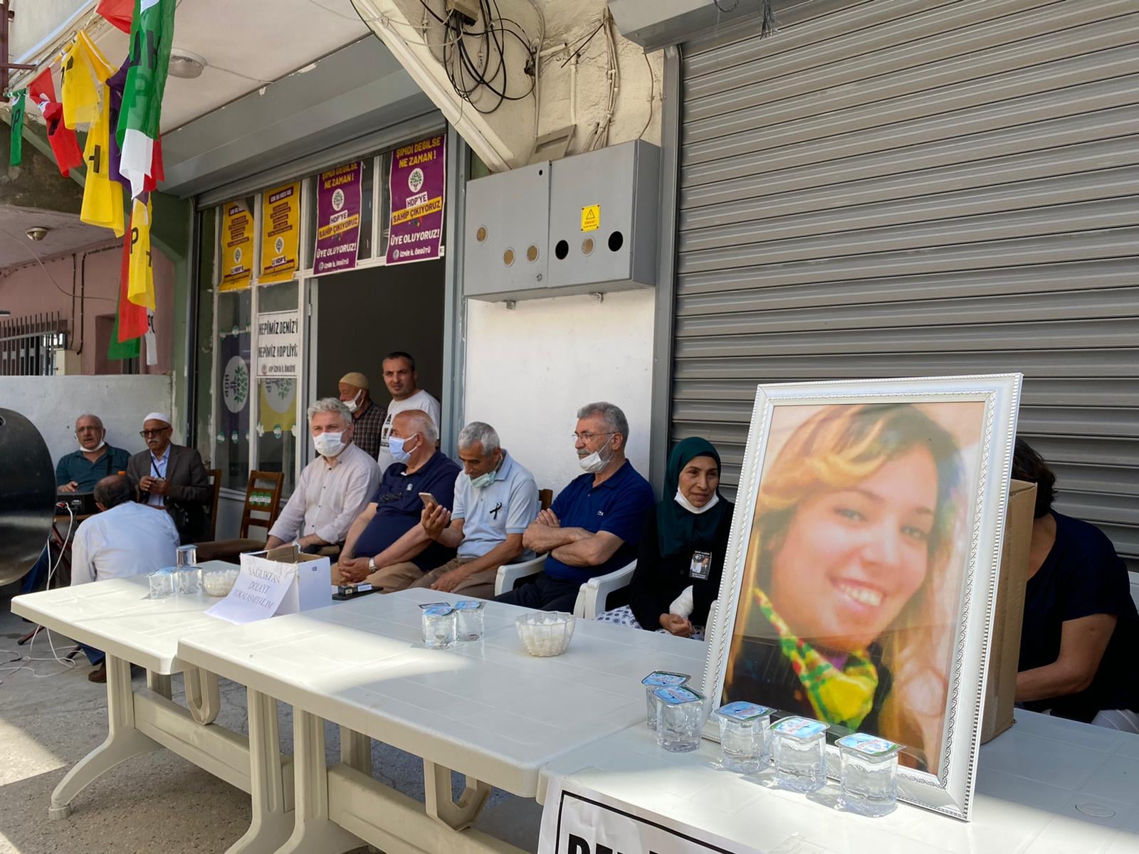 Piştî verêkirinê şîna Denîz Poyraz hat danîn