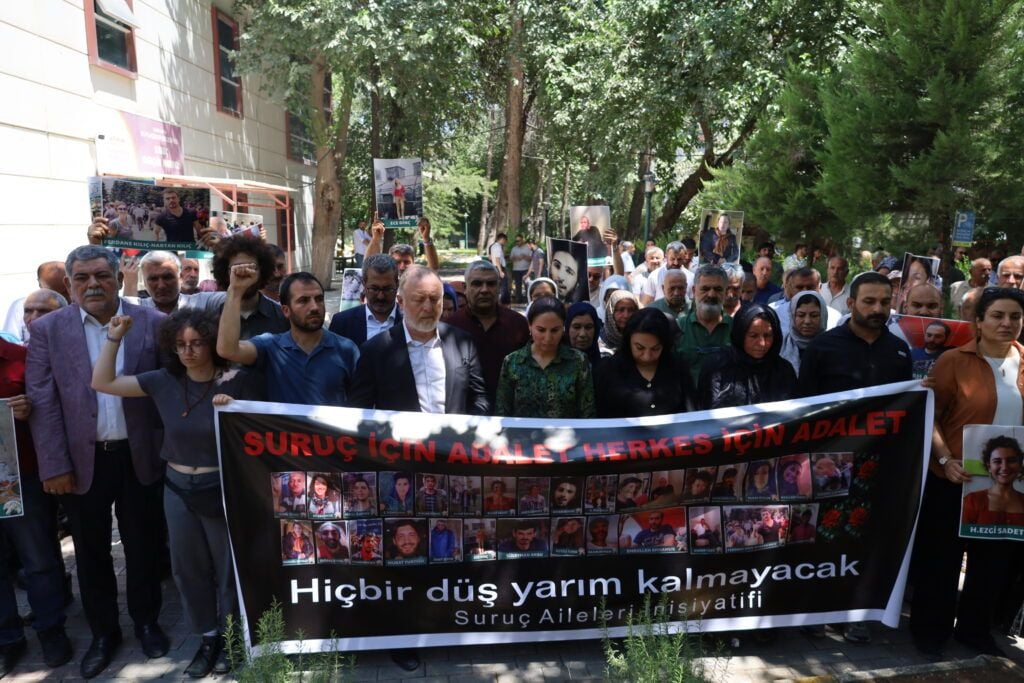 ‘Xeyalên 33 rêwiyan mîrasa me ye’