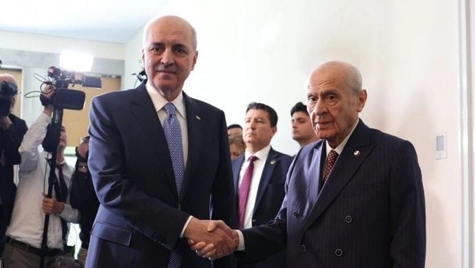 Numan Kurtulmuş û Devlet Bahçelî civiyan