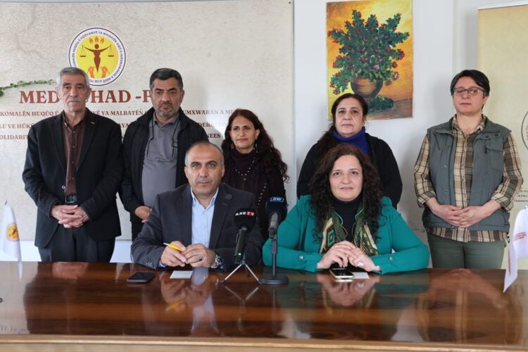 MED TUHAD-FED: Tevgerên heyî ne li gor pêvajoyê ne