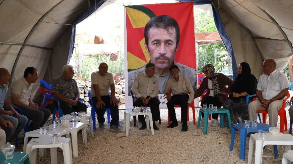 Mardîn de tazîyeyê şehîdan bi girseyî ameyî zîyaretkerdene