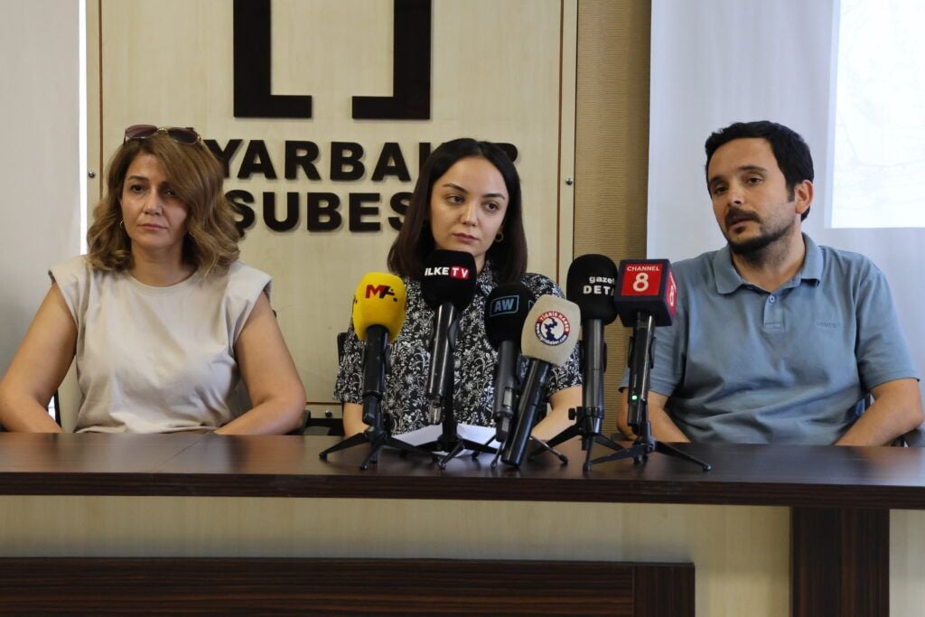 Ji Odeya Mîmaran a Amedê rapor: Çareserî Komxebata Sûrê ye