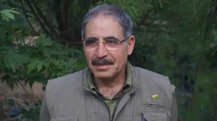 Ayata: Hemsengîyê hêzanê herêmkîyan û tesîrê înan ê Rojhelatê Mîyanênî ser o