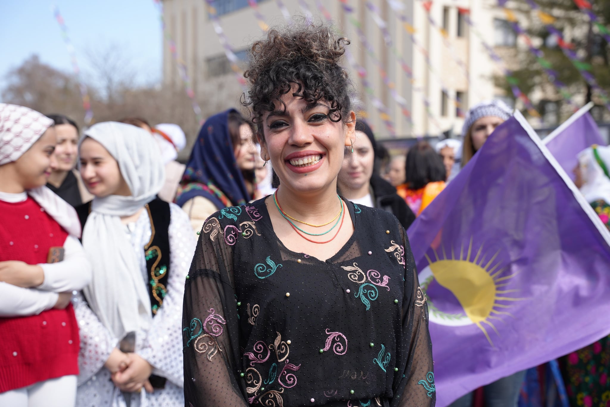 Jin di Nobeda ji bo Pêşîlêgirtina Tundiyê de Ne