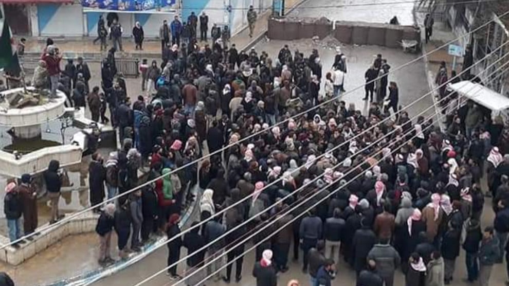Ji bo çend quriş pere şer dikin