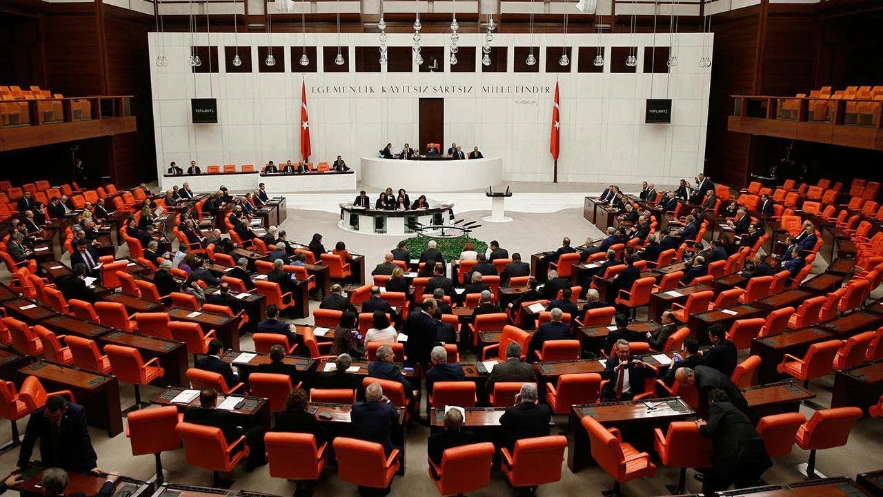 Xeterî û kêmasiyên rapora hevpar a meclisê