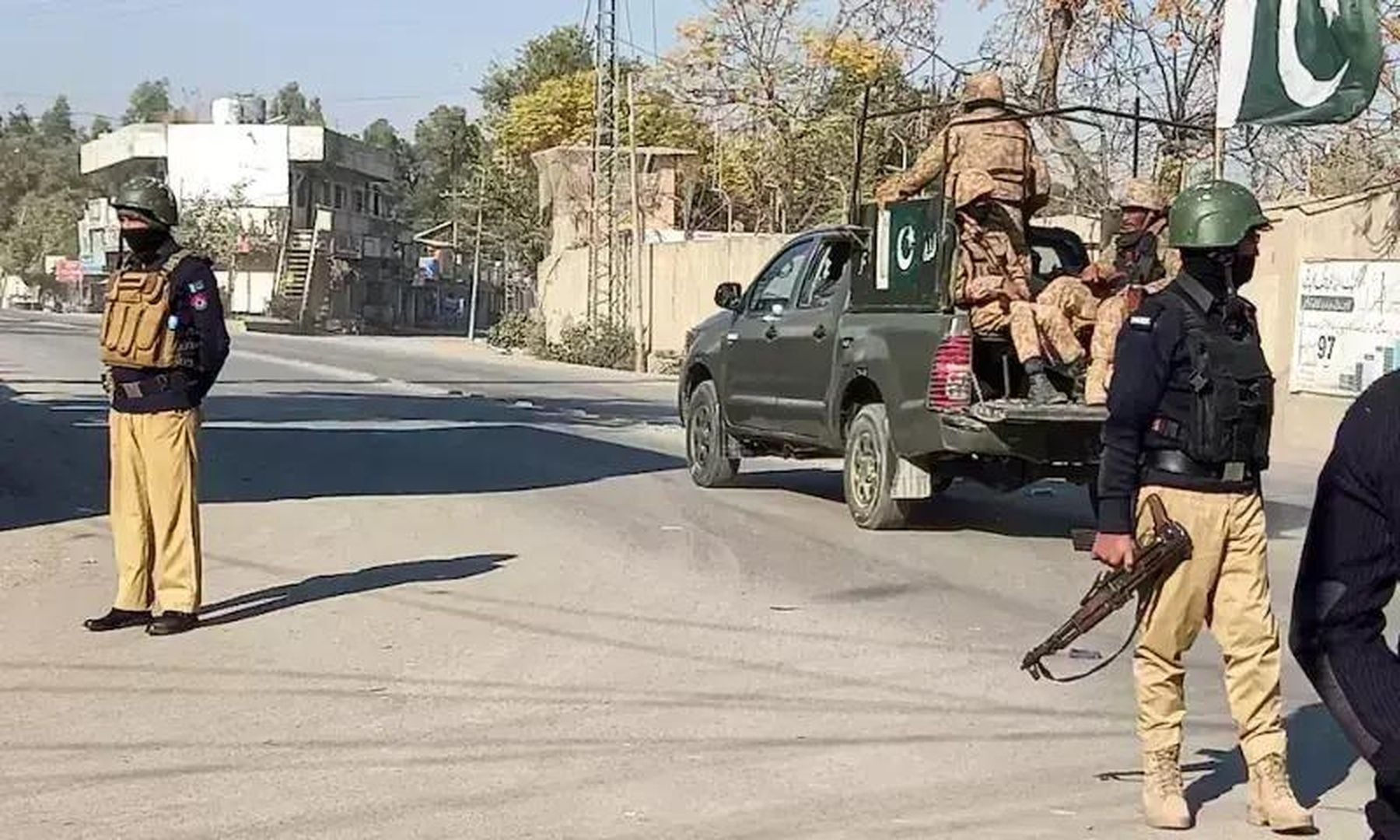 Pakîstan de hêrişê nokta ya polîsan: 24 merdî, 28 birîndarî
