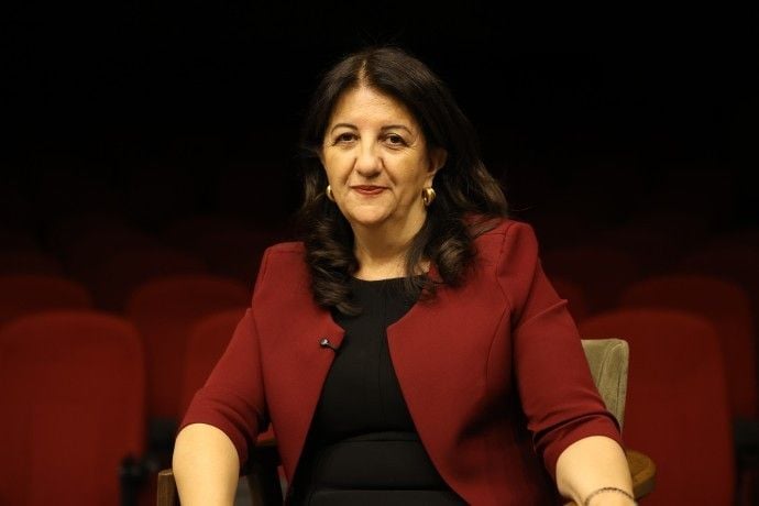 Pervîn Buldane: Ma eşkenê aşma Teşrîna Verêne de gamêka şênbere bibînê