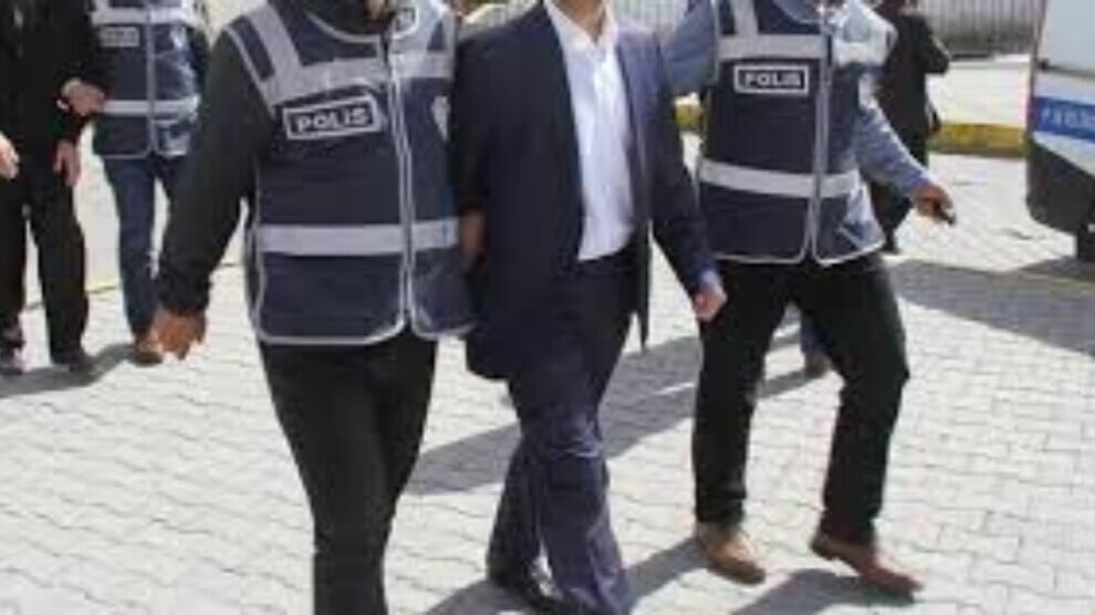 Polîsan li Qersê 7 kes binçav kirin