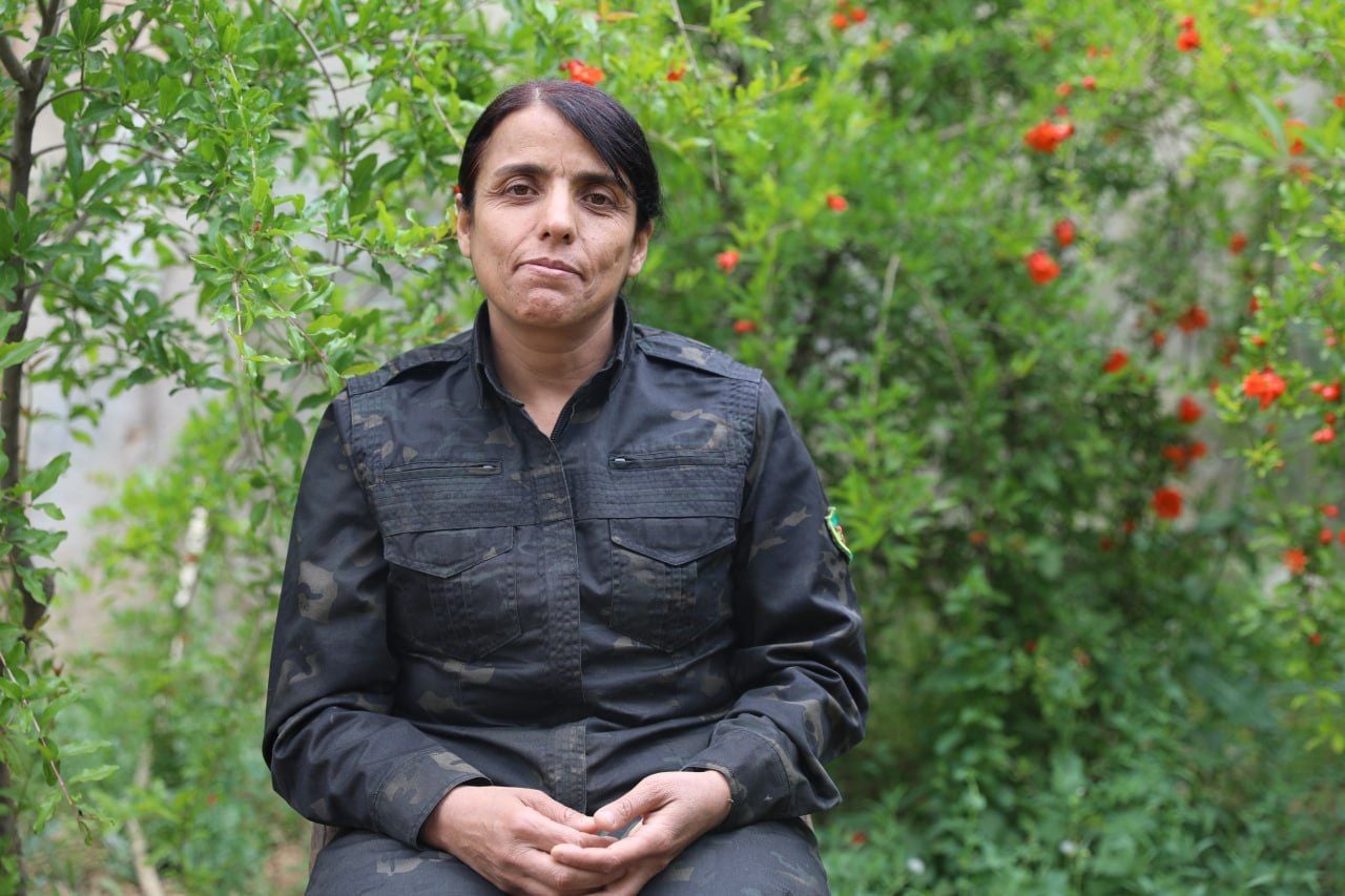 Milîtan Efrîn: Naskirina YPJê naskirina gel e