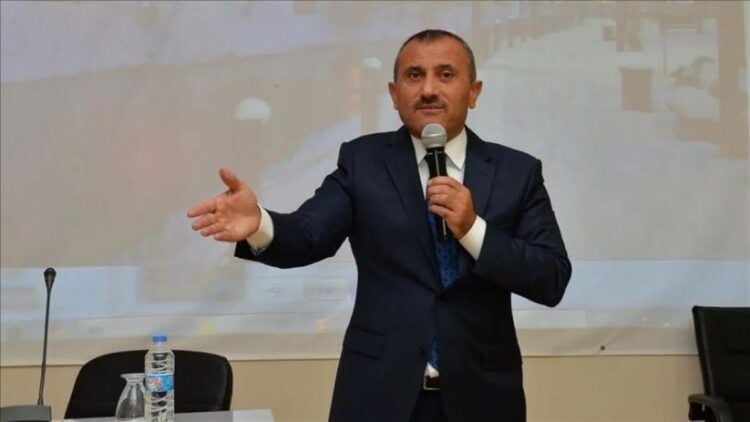 Waliyê Dêrsimê yê berê Tûncay Sonel bi nasnameya sexte hatiye binçavkirin