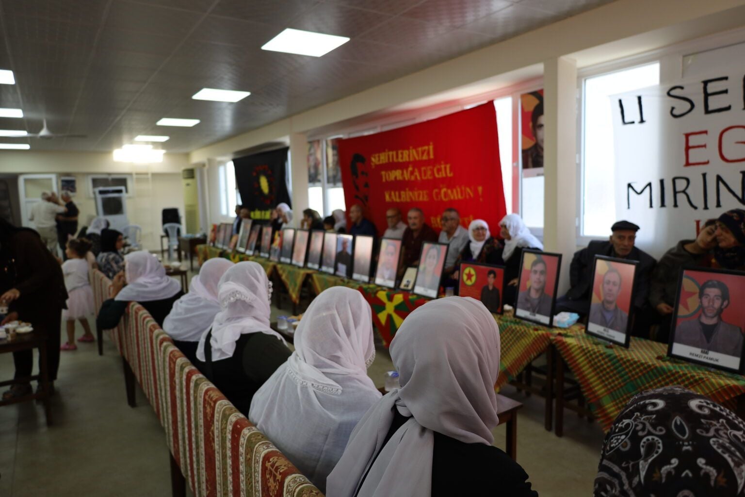 Bîranîna şehîdan a li Îzmîrê didome