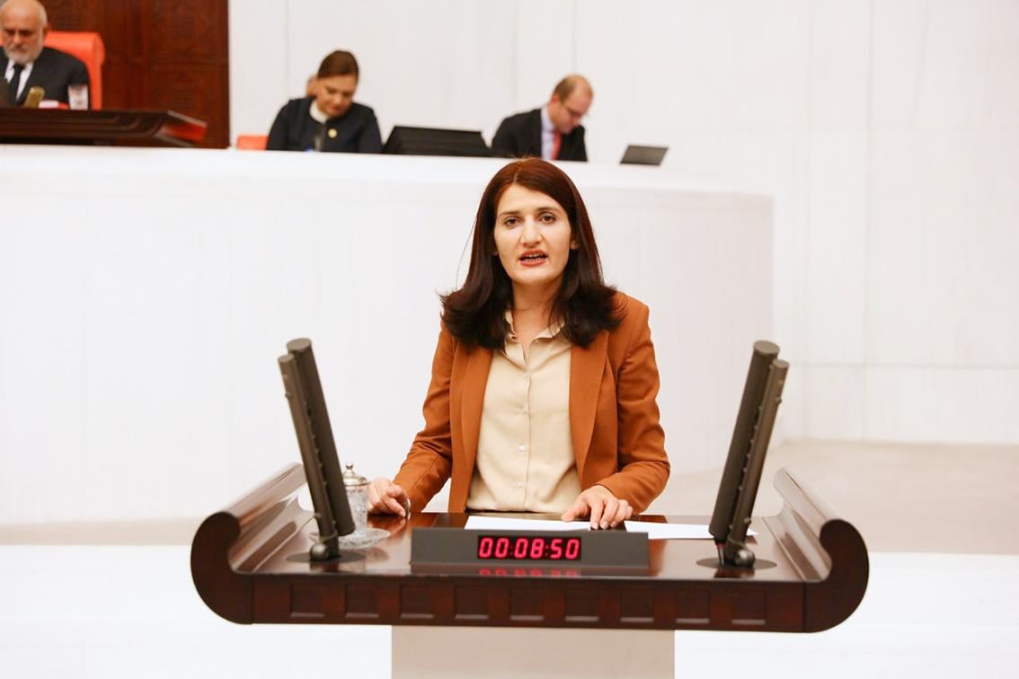 81 bajaran de do rapor bêro weşanayene