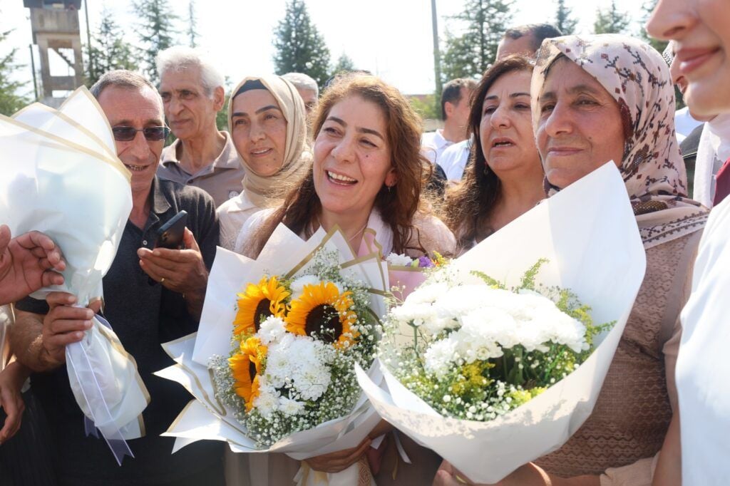 Sonay Mengutay piştî 30 salan azad e: Ji destê me çi were em ê bikin