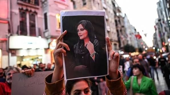 Kongra Star: Îradeyê azadîye yê cinîyan nêyeno vindarnayene
