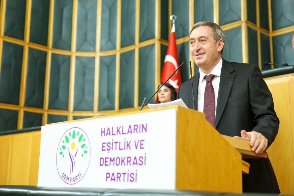 Tuncer Bakirhan: Qanûna çarçoveyî vekirina deriyê aştiyê ye