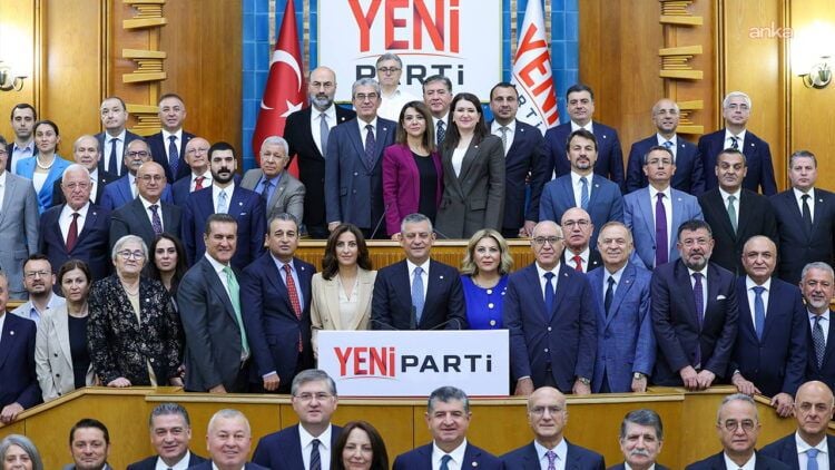 Rêveberiya Koma Meclisê ya Partiya Yenî diyar bû