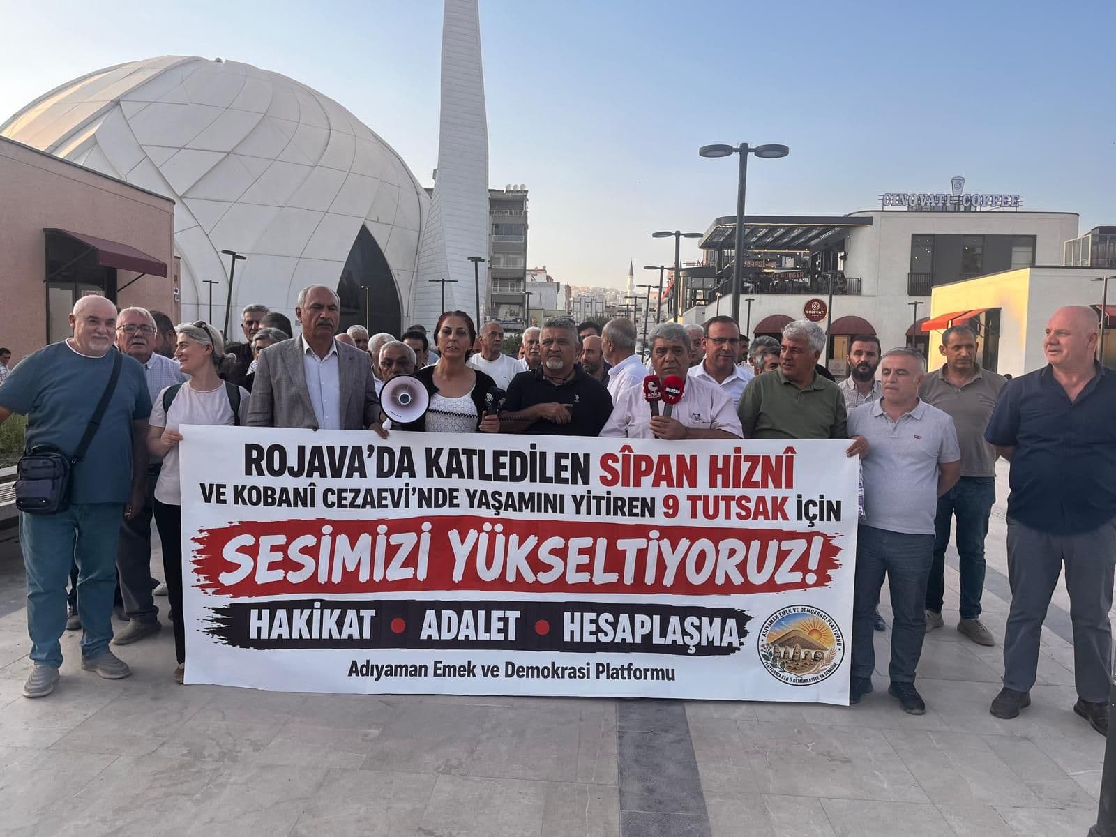 ‘Çareserî bi nasîna mafên gelê Kurd pêkan e’-.jpeg